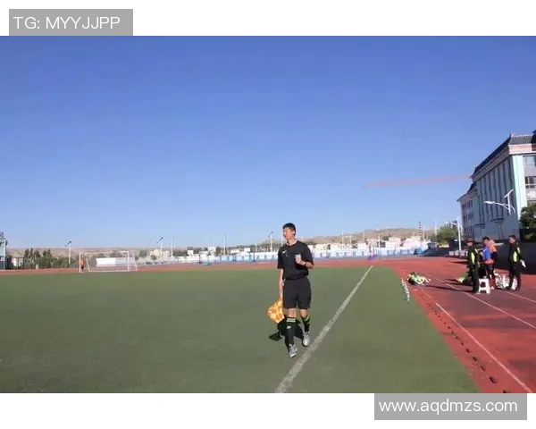 英超女球迷张娜独家分享她的足球观与热爱之旅